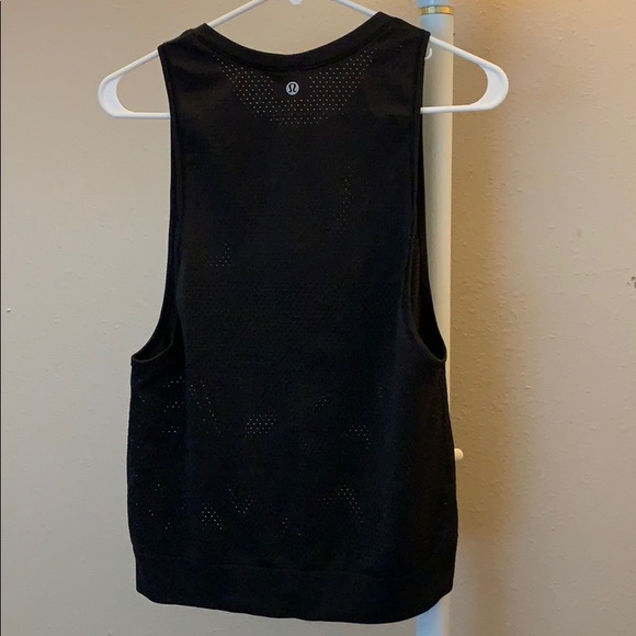 Lululemon Muscle tank - Picture 2 of 2